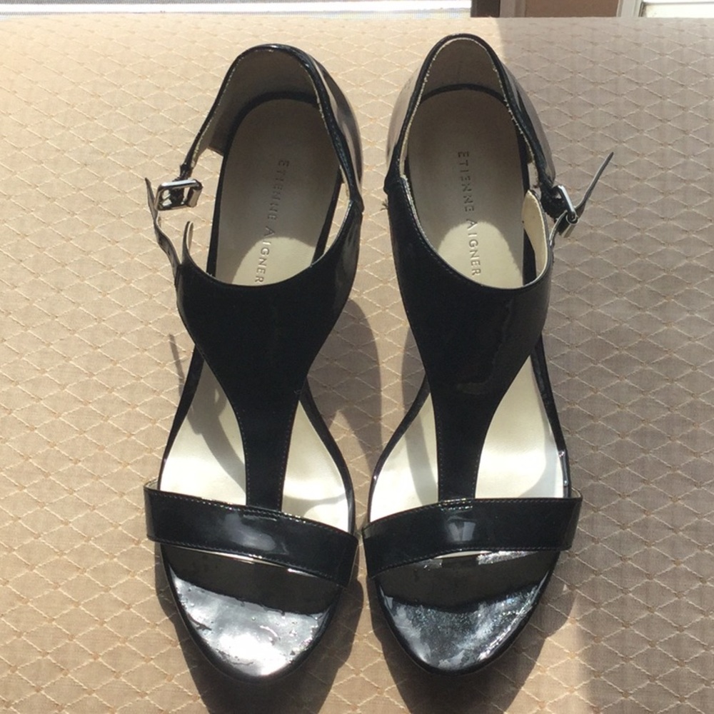 Etienne Aigner -size 10